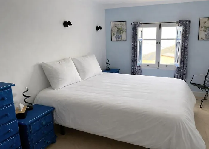 Casa Mariscal Bed & Breakfast 3*